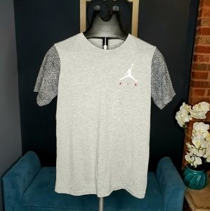 (F)Michael Jordan Air t-shirt for kids sizeXL(13-15 )